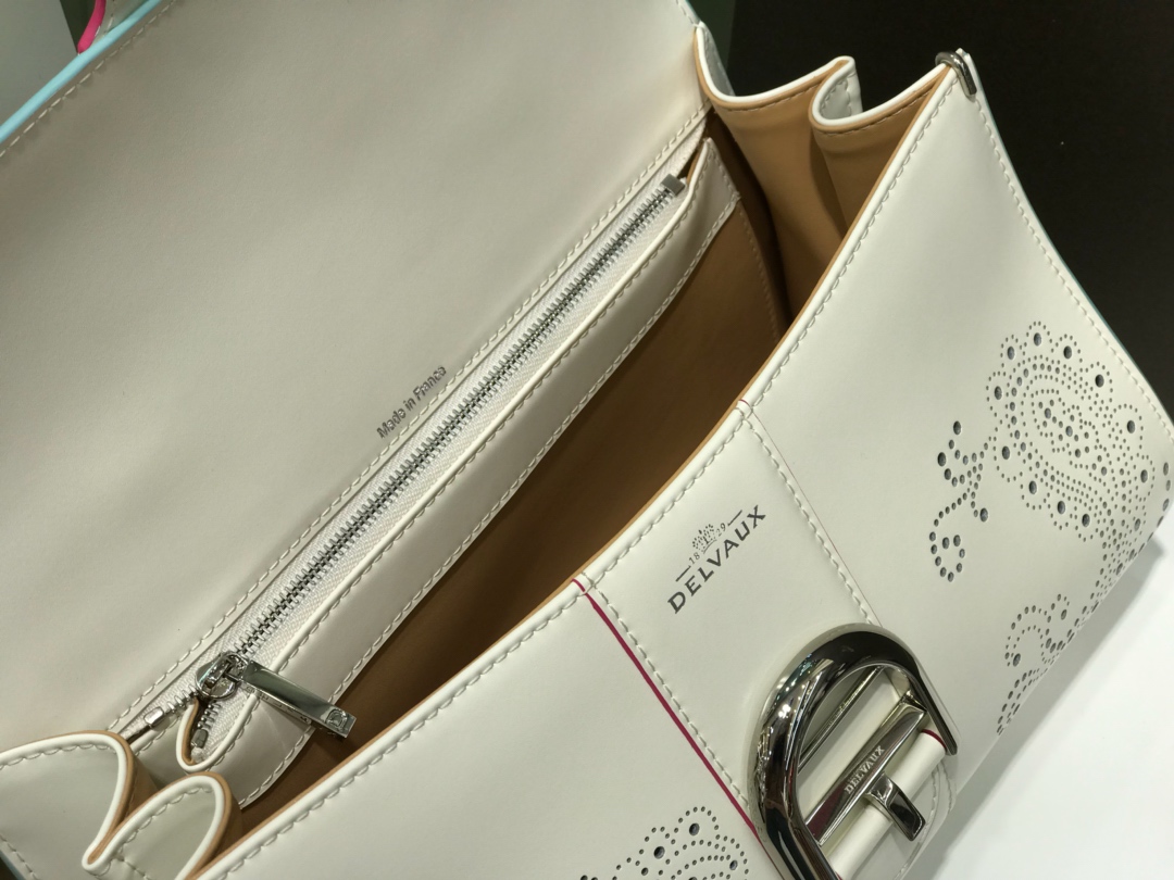 델보 브리앙 미니 캐시미어 박스백